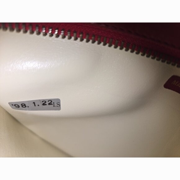 Authentic Chanel Bicolore Matlasse Clutch - Picture 10 of 14